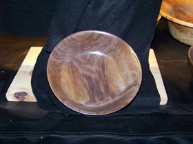 sm walnut bowl